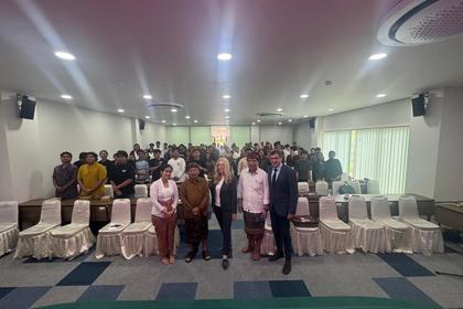 Лекция на посланик Таня Димитрова в Института Seni Indonesia, Денпасар